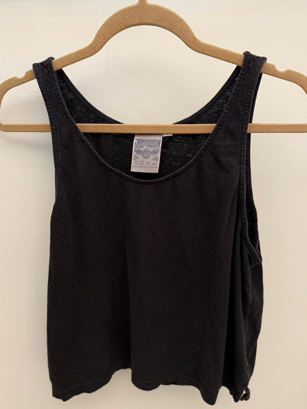 Jungmaven cropped tank - Picture 3 of 4